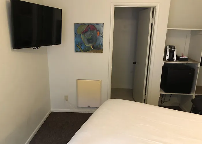 Bayfront Inn
